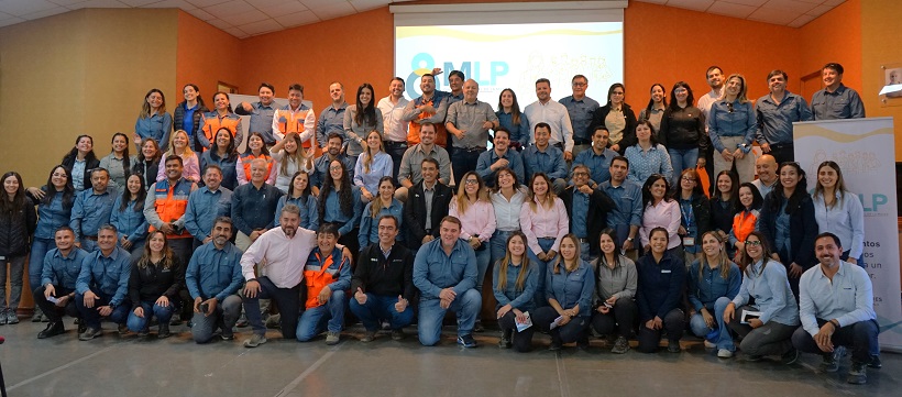 Minera Los Pelambres conmemora el 8M con intervenciones teatrales y reconocimiento a equipos diversos